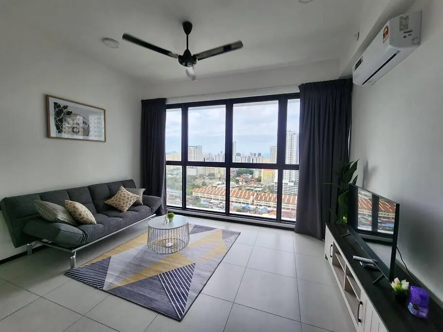 아파트 New Infinity Pool 3 Bedrooms 2 Carparks Jelutong